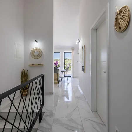 Apartamento Luxury Immortelle Sutivan